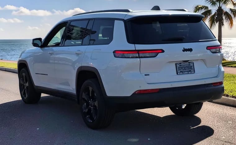 2023 Jeep Grand Cherokee L Altitude