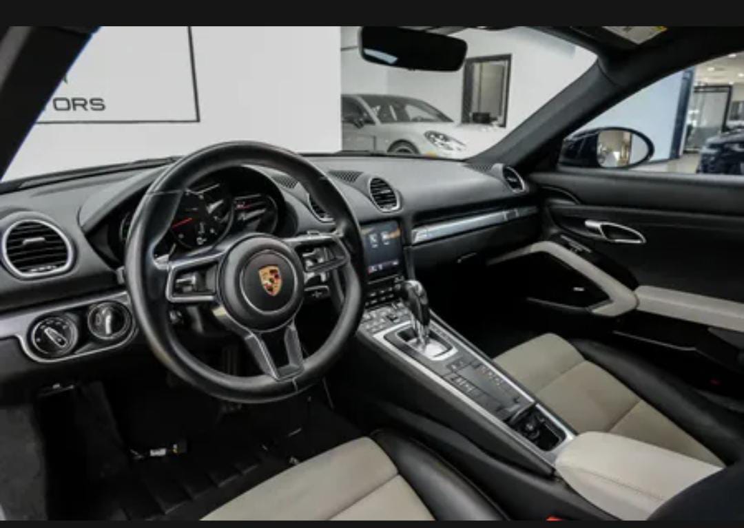 2019 Porsche 718 Cayman 6