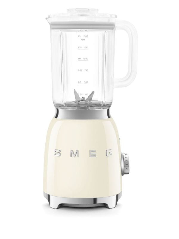 Smeg lettering blender
