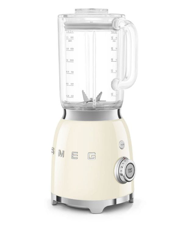 Smeg lettering blender
