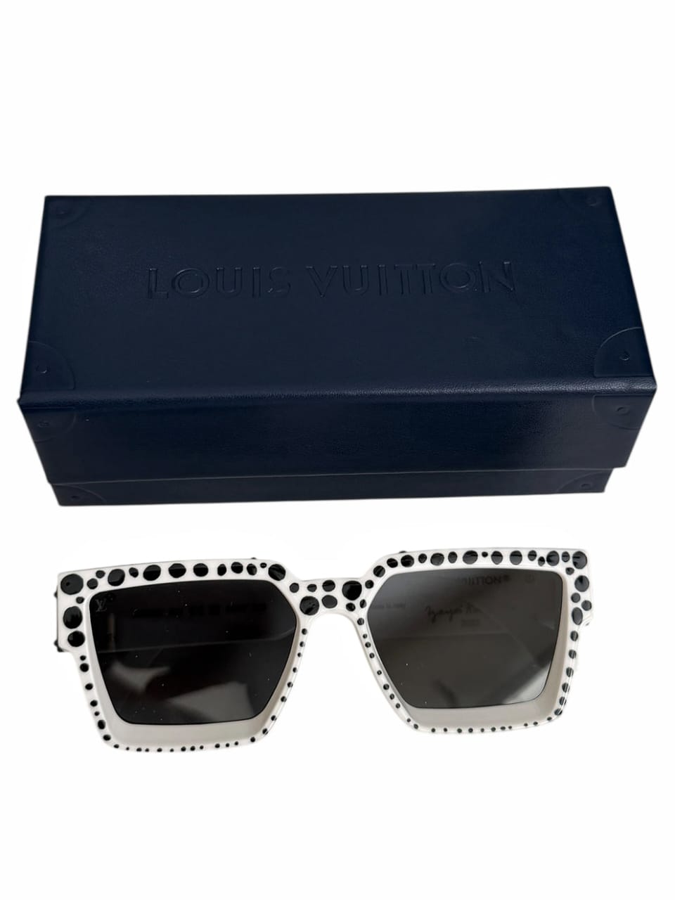 Louis Vuitton  Yayoi Kusama X Millionaires 1.1 Sunglasses Regular