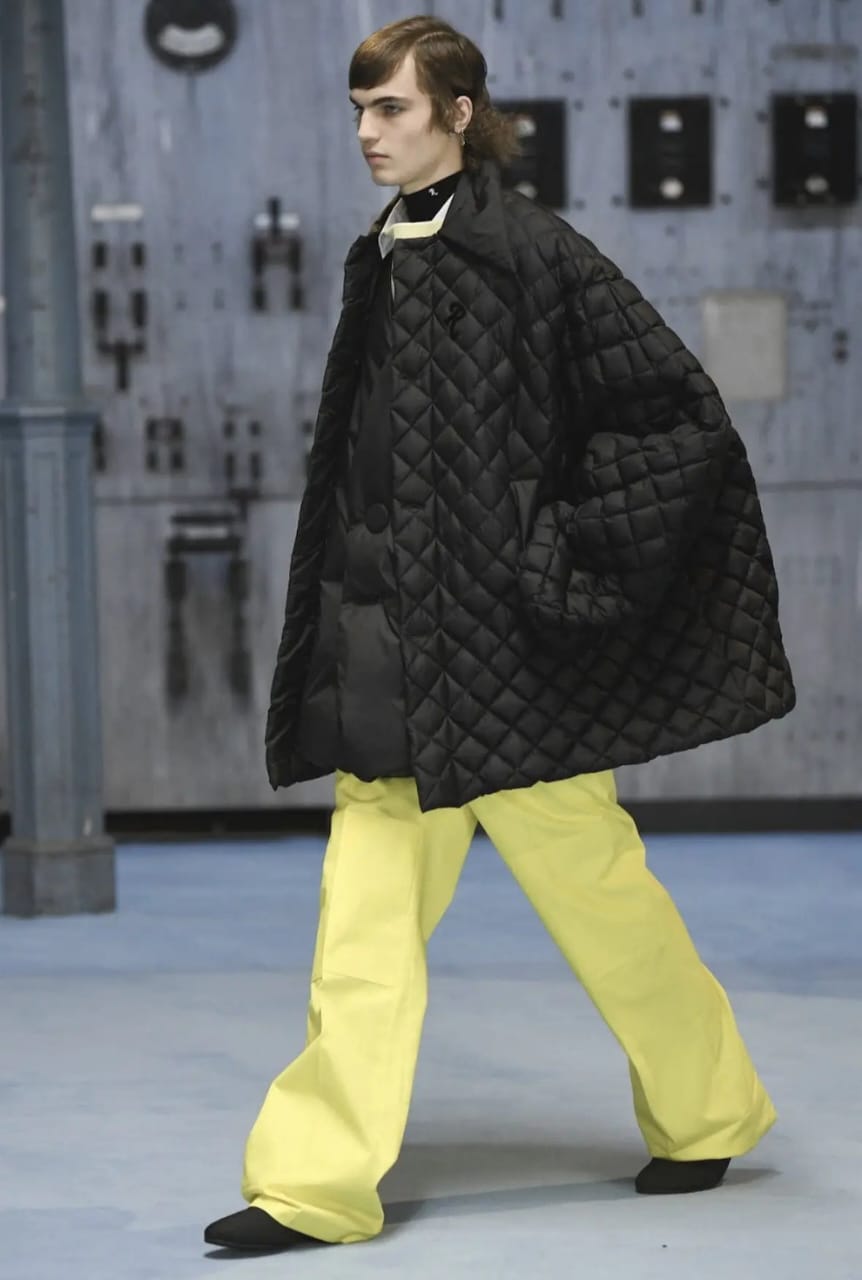 Massive Cropped Oversized Quilted Jacket Regular